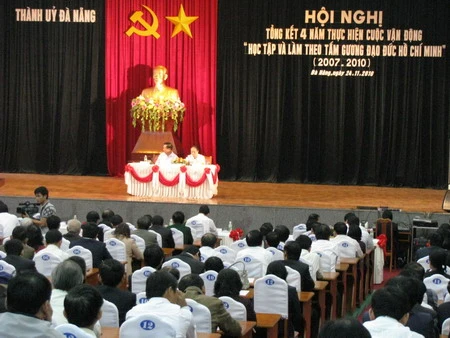 Đà Nẵng tổng kết 4 năm &quot;Học tập và làm theo tấm gương đạo đức Hồ Chí Minh&quot;