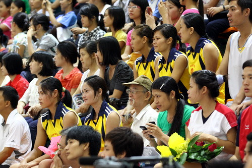 Các trận đấu vòng loại của Giải luôn thu hút được đông đảo các bạn trẻ, SV theo dõi. Ảnh,Toyota Việt Nam