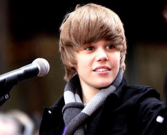 Ngắm vẻ điển trai của thần tượng tuổi teen Justin Bieber