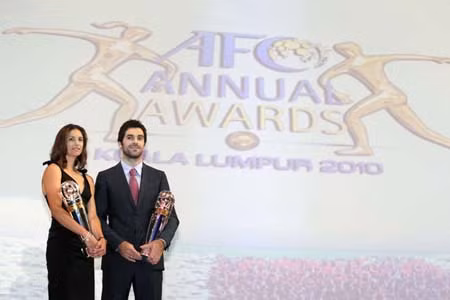 Ognenovski là cầu thủ xuất sắc nhất năm 2010 của AFC