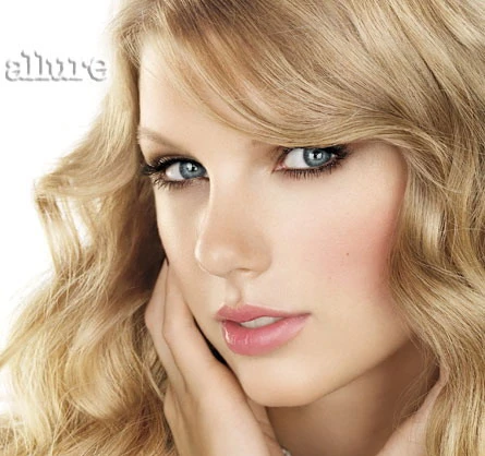 Taylor Swift khoe vẻ đẹp ngọt ngào và quyến rũ