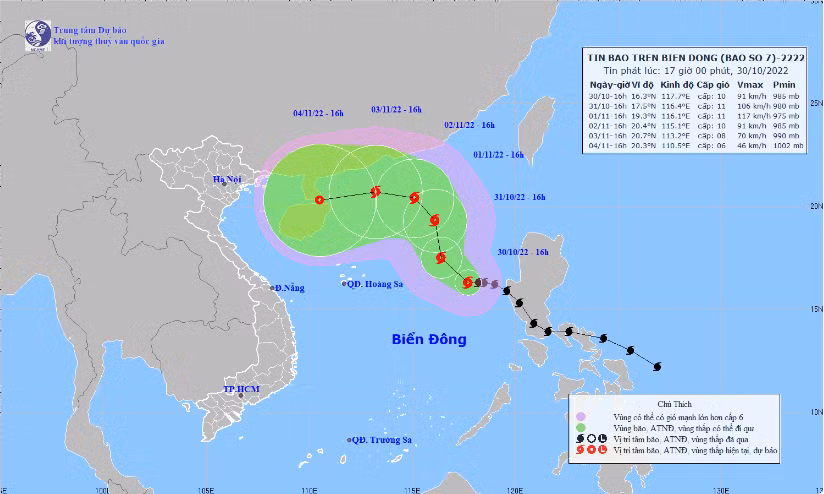 Hình ảnh mới nhất về đường đi của cơn bão số 7.