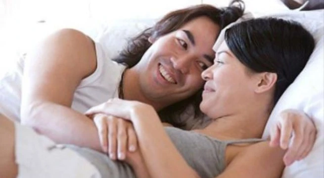 Đêm 7 ngày 3, chồng “trả bài” quá sức phải cấp cứu