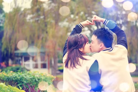 5 dieu khac biet giua dan ong that long va gia vo yeu ban - Anh 2