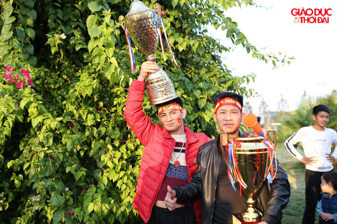 60 năm đợi chờ HCV SEA Games và thầy trò Park Hang-seo đã tạo nên dấu mốc trong lịch sử bóng đá Việt Nam.