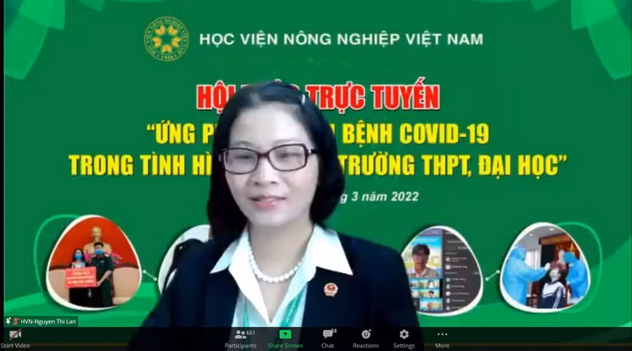 GS.TS Nguyễn Thị Lan phát biểu tại hội thảo.
