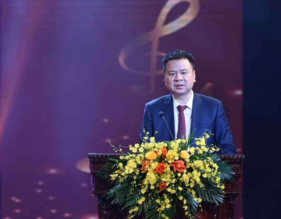 Tổng Biên tập Báo Giáo dục và Thời đại Triệu Ngọc Lâm phát biểu tại buổi lễ