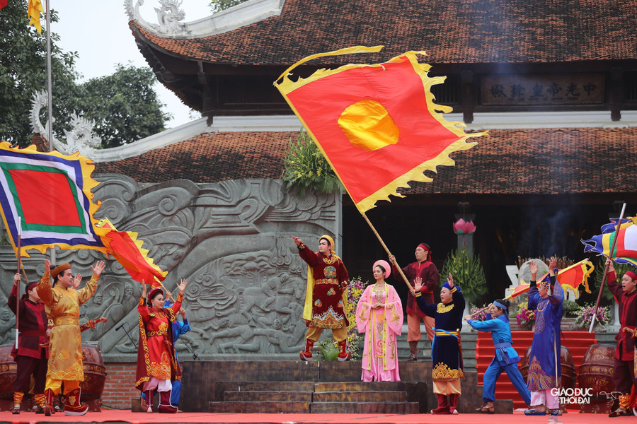 Năm Kỷ Dậu 1789 cũng là năm đã đi vào lịch sử dân tộc và lòng người Việt Nam. Đó là một trong những mùa Xuân kỳ diệu nhất, tiêu biểu cho ý chí quật cường, cho sức mạnh tinh thần đại đoàn kết của dân tộc, tiêu biểu cho sức mạnh phi thường, ý chí kiên cường, lòng quả cảm và sự sáng tạo phong phú của dân tộc ta.