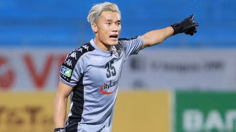 Bùi Tiến Dũng nhận nhiều lời khen sau chiến thắng trước Hải Phòng