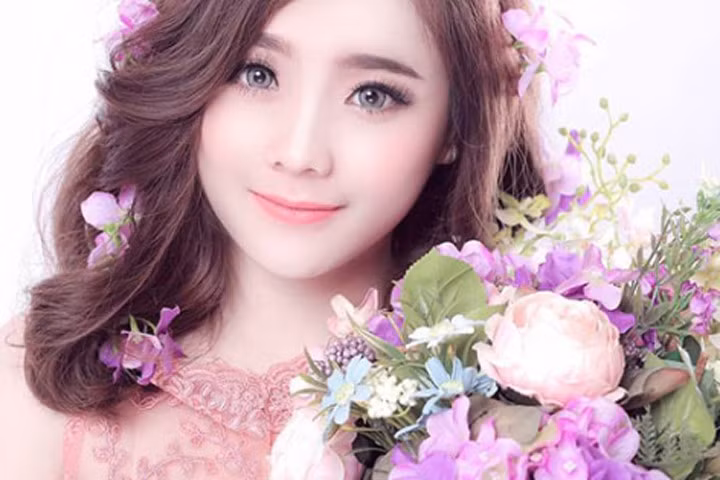 Hot girl xinh đẹp nhất Biên Hòa gây choáng với thu nhập khủng