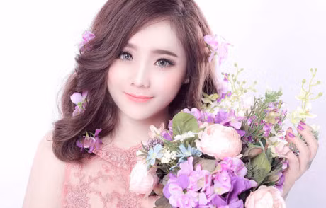 Hot girl xinh dep nhat Bien Hoa gay choang voi thu nhap khung moi thang - Anh 1