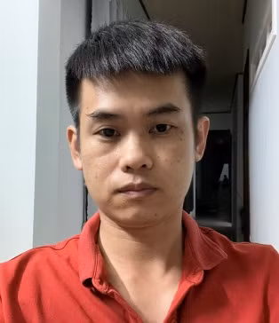 Nguyễn Văn Vinh chiếm đoạt hàng tỉ đồng của khách hàng. (Ảnh: Ngọc Lê)