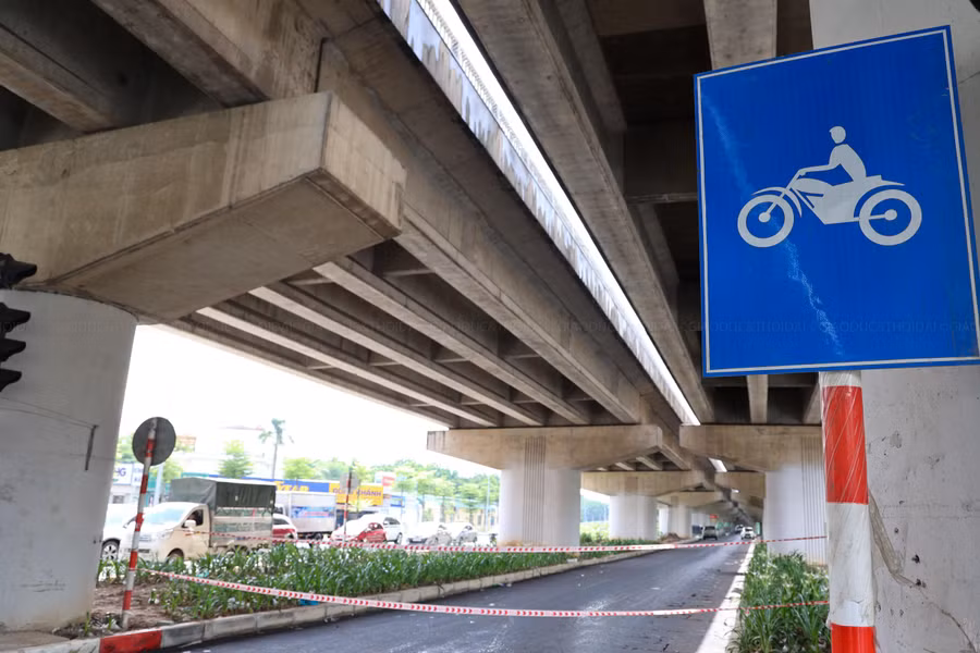 Hướng dẫn lên cầu.