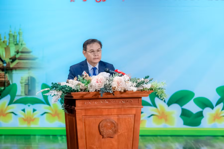 Chủ tịch Quốc hội Lào Saysomphone Phomvihane phát biểu. (Ảnh: Doãn Tấn/TTXVN)