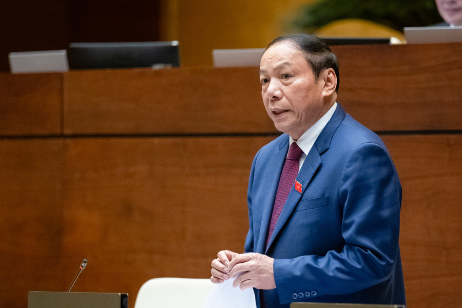 Bộ trưởng Nguyễn Văn Hùng. Bộ trưởng Nguyễn Văn Hùng.