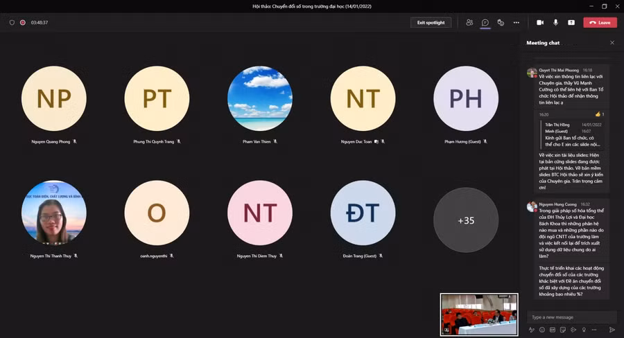 Các thành viên tham gia đặt câu hỏi trên teams