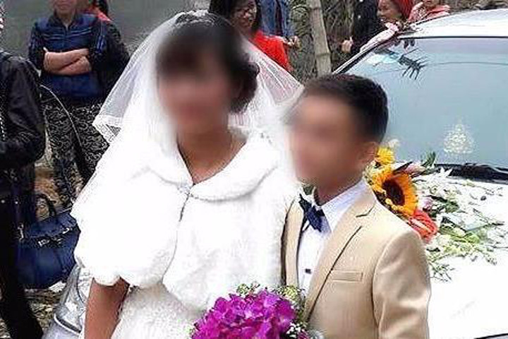 Đám cưới "nàng Bạch Tuyết và chú lùn" tại Bắc Ninh