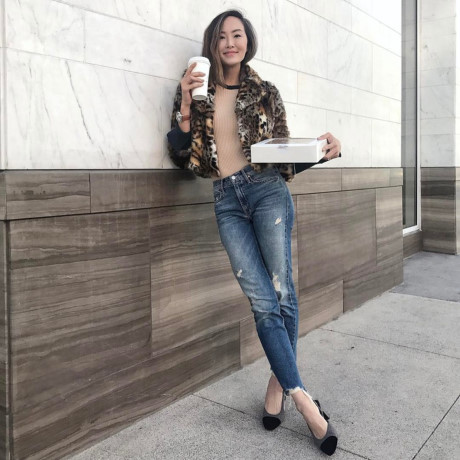 Instagram tuần qua: Mix trang phục đỏ thông minh cho mùa đông - Ảnh 3 Instagram tuan qua: Mix trang phuc do thong minh cho mua dong - Anh 3