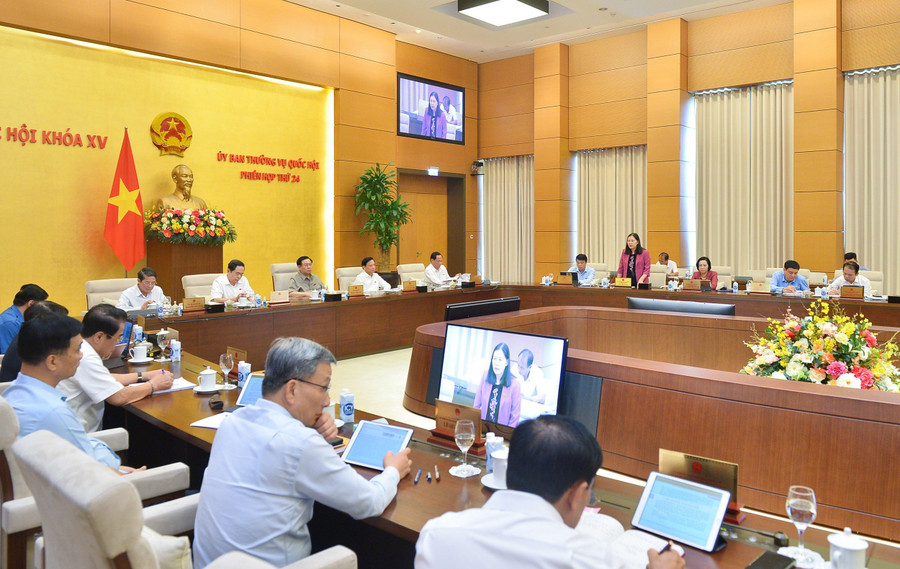 Toàn cảnh phiên họp. Toàn cảnh phiên họp.