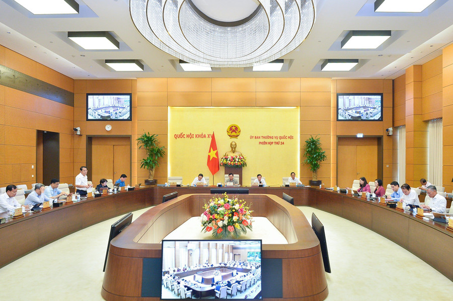 Toàn cảnh phiên họp. Toàn cảnh phiên họp.