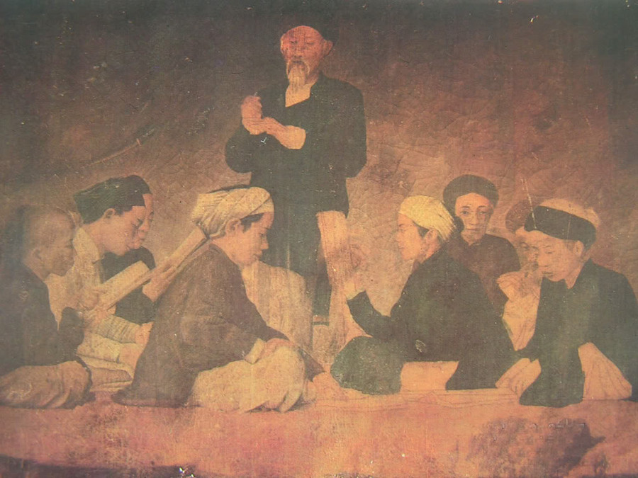 Bình văn tranh của Họa sỹ - Nhà giáo - Lê Văn Miến