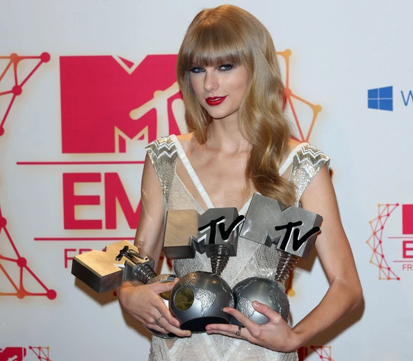 Taylor Swift thắng lớn ở giải MTV châu Âu