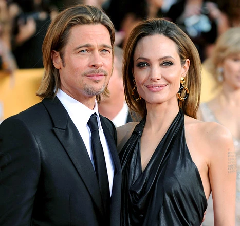 Đàn con nhà Brad Pitt - Angelina Jolie giục bố mẹ kết hôn