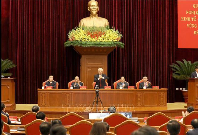 Tổng Bí thư Nguyễn Phú Trọng, Chủ tịch nước Nguyễn Xuân Phúc, Thủ tướng Phạm Minh Chính, Chủ tịch Quốc hội Vương Đình Huệ và Thường trực Ban Bí thư Võ Văn Thưởng chủ trì hội nghị. Ảnh: Phương Hoa/TTXVN, Tổng Bí thư Nguyễn Phú Trọng, Chủ tịch nước Nguyễn Xuân Phúc, Thủ tướng Phạm Minh Chính, Chủ tịch Quốc hội Vương Đình Huệ và Thường trực Ban Bí thư Võ Văn Thưởng chủ trì hội nghị. Ảnh: Phương Hoa/TTXVN,