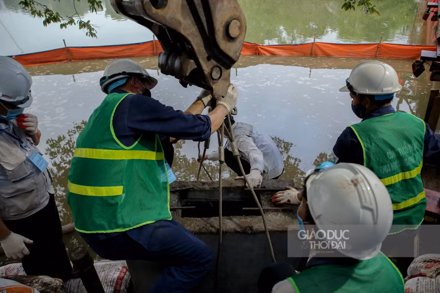 Kè hồ Hoàn Kiếm dài 1500 m chính thức hoàn thành ảnh 11