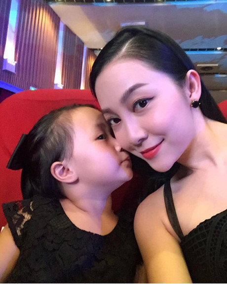 Bị chồng cũ tố bỏ bê con cái, Linh Nga đã phản ứng thế này đây! - Ảnh 3 Bi chong cu to bo be con cai, Linh Nga da phan ung the nay day! - Anh 3