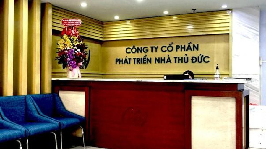 Thuduc House bị dừng làm thủ tục hải quan đối với hàng hóa xuất nhập khẩu do nợ tiền thuế.