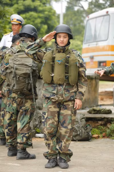 Sao nam Vpop ran roi khi 