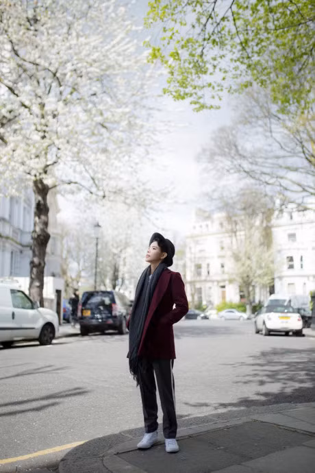 Vu Cat Tuong don tim fan voi bo hinh da phong cach tai troi Au - Anh 4