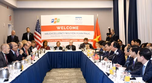 Thủ tướng tới dự buổi tọa đàm với các tập đoàn Hoa Kỳ. Ảnh: VGP