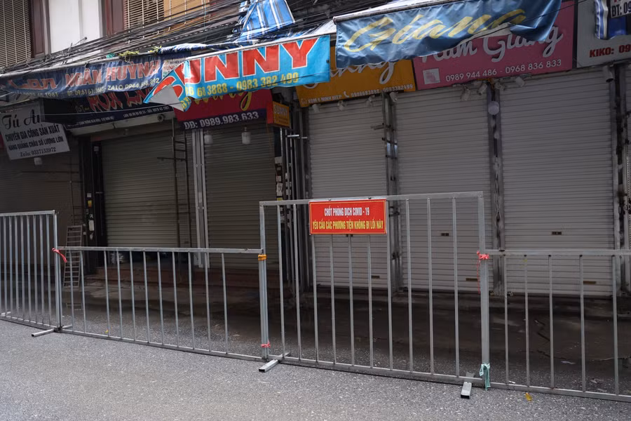 Xã Ninh Hiệp xuất hiện một trường hợp dương tính với SARS-Cov-2 tại thôn 4, có 7 F1 liên quan được đưa đi cách ly tập trung.