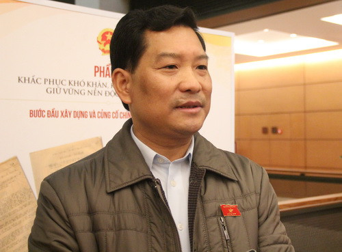 Ông Chu Lé Chừ (Chu Lê Chinh): Phải có thang bảng lương riêng cho ngành Giáo dục, nhất là giáo dục vùng sâu vùng xa vì đây là ngành đặc thù Ông Chu Lé Chừ (Chu Lê Chinh): Phải có thang bảng lương riêng cho ngành Giáo dục, nhất là giáo dục vùng sâu vùng xa vì đây là ngành đặc thù