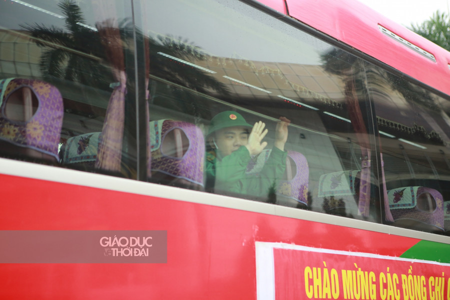 Trước đó vào ngày 23/2 toàn bộ thanh niên trúng tuyển nhập ngũ năm nay đều đã được xét nghiệm Covid-19.