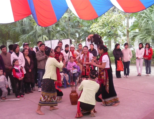 Chơi xuân tại Bảo tàng Dân tộc học