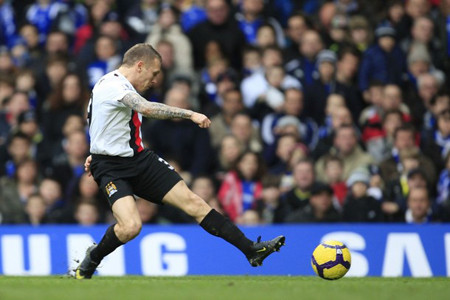 … và Craig Bellamy đã nhấn chìm tất cả