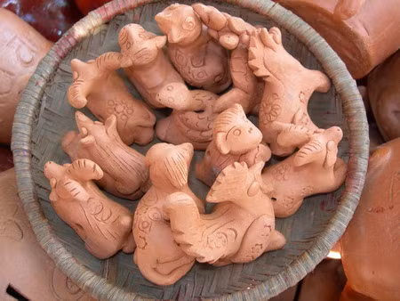 Tò he - hình ảnh rất dễ bắt gặp trên các con phố ở Hội An