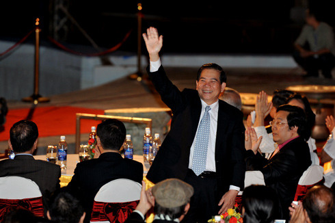 Chủ tịch nước Nguyễn Minh Triết tại buổi gặp gỡ kiều bào "Xuân quê hương" Chủ tịch