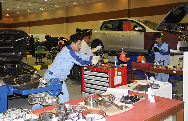 Hai trong những nhiệm vụ trọng tâm đặt lên vai họ là công tác phát triển chương trình đào tạo và nghiên cứu khoa học, phát triển công nghệ. Ảnh minh họa/internet Hai trong những nhiệm vụ trọng tâm đặt lên vai họ là công tác phát triển chương trình đào tạo và nghiên cứu khoa học, phát triển công nghệ. Ảnh minh họa/internet