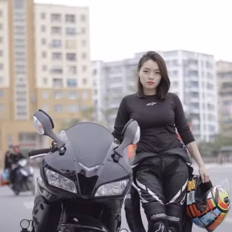 Chuyen tinh co tich cua chang trai bi liet va nu phuot thu Ha Noi xinh xan - Anh 6