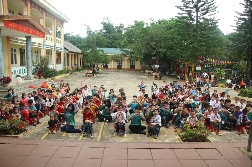 CLB đã có chuyến đi lên điểm trường Trường Tiểu học - THCS xã Pù Bin (Xóm Nà Phặt, Xã Pù Bin, Huyện Mai Châu, Hòa Bình) với nhiều kỉ niệm đầy ấm áp, gần gũi.