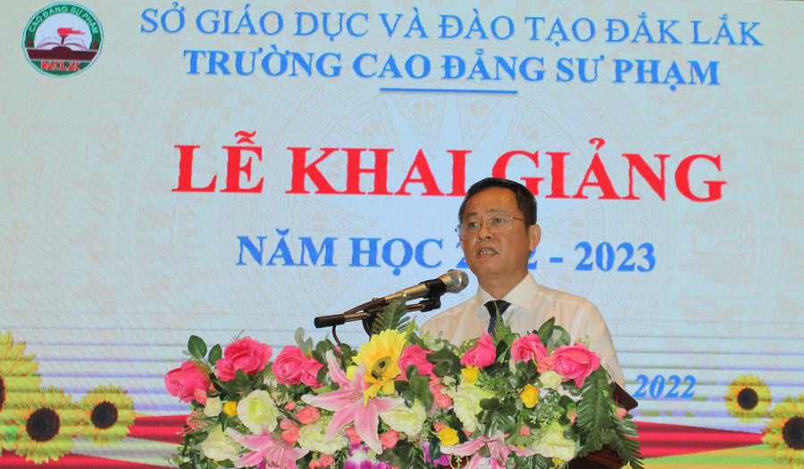 TS. Đỗ Tường Hiệp - Phó Giám đốc Sở GD&amp;ĐT phát biểu tại Lễ khai giảng năm học 2022-2023.