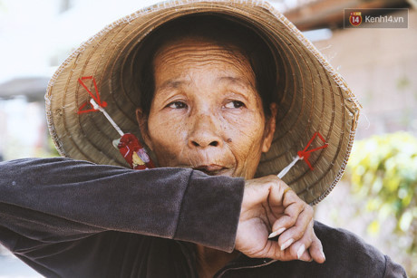 Những khoảnh khắc ông bà thay cha mẹ khiến ai cũng xúc động - Ảnh 10 Nhung khoanh khac ong ba thay cha me khien ai cung xuc dong - Anh 10