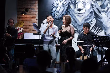 Hai Yen Idol thang hoa voi nhung 