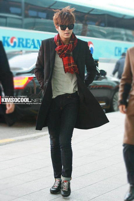 Gu thời trang sân bay ấn tượng nhất của mỹ nam Hàn - Ảnh 25 Gu thoi trang san bay an tuong nhat cua my nam Han - Anh 25