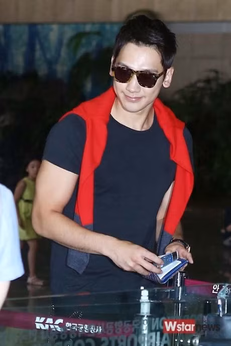 Gu thoi trang san bay an tuong nhat cua my nam Han - Anh 4