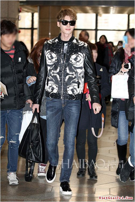 Gu thời trang sân bay ấn tượng nhất của mỹ nam Hàn - Ảnh 23 Gu thoi trang san bay an tuong nhat cua my nam Han - Anh 23